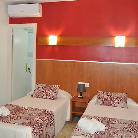 - El Amigo Guest house Lloret de Mar