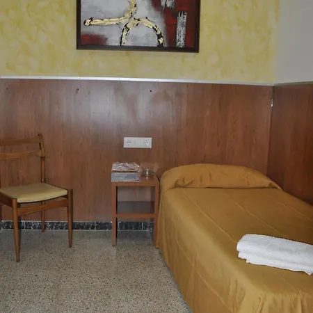 Guest house - El Amigo Lloret de Mar