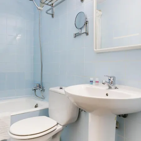- El Amigo Guest house