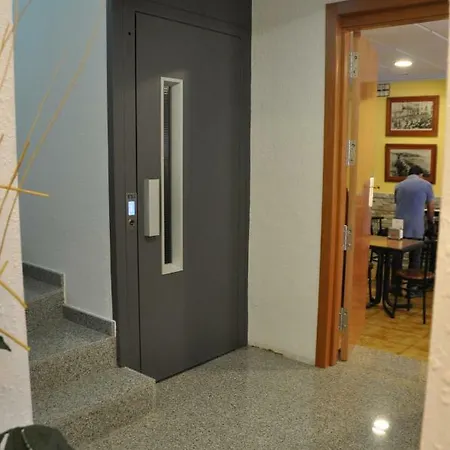 - El Amigo Guest house