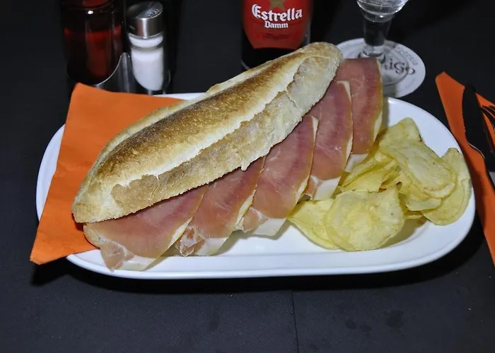 - El Amigo Pensjonat Lloret de Mar